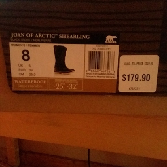 Shoes - Sorel winter boots